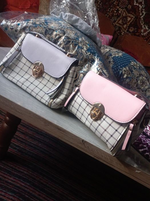 Sumkalar sotiladi yangi Rossiyadan kelgan