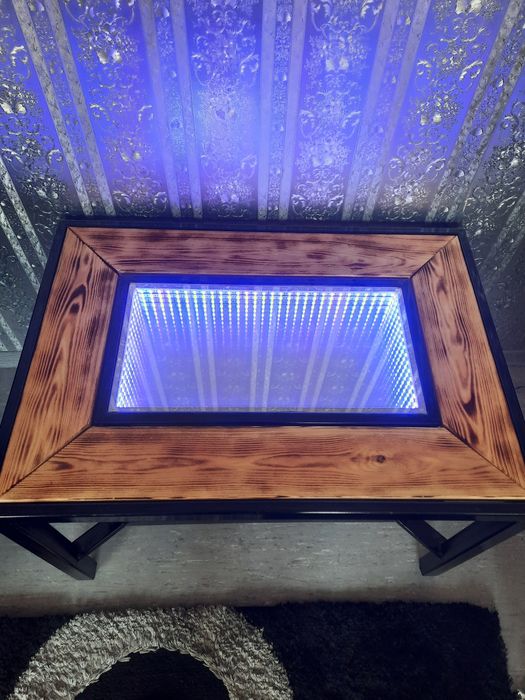 Продам журнальный столик