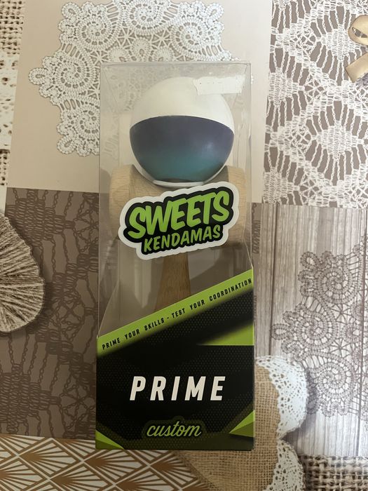 kendama sweets V3 Faded Split Purple Rain Atack