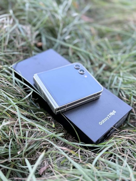 Samsung z flip 5