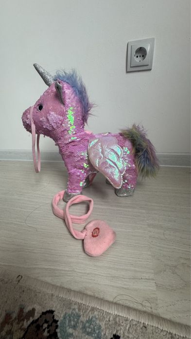 Единорог игрушка