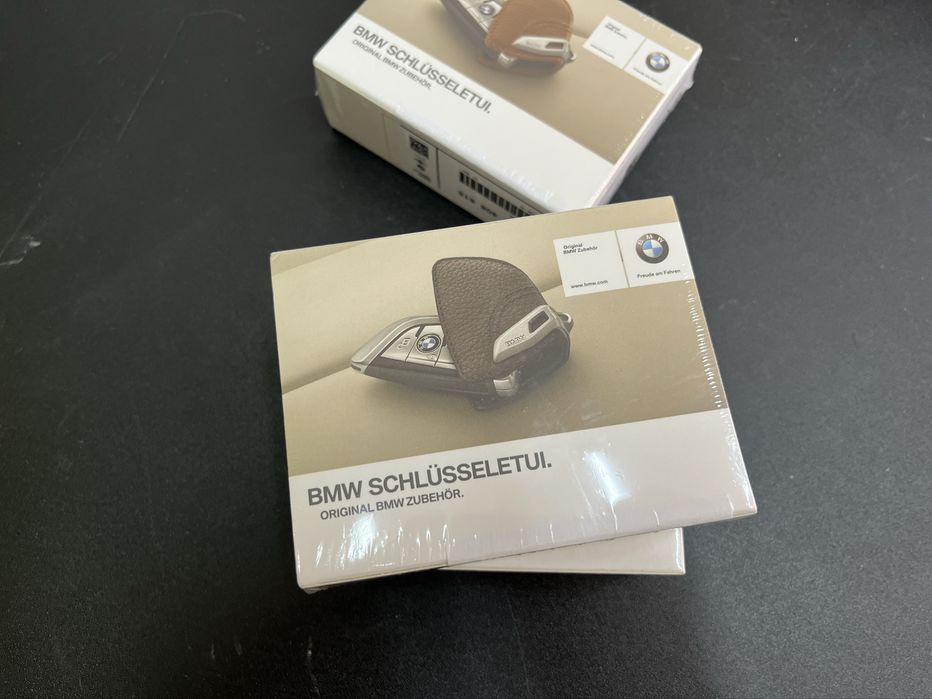 Husa Piele Originala BMW compatibile cu Modelele F15 F16 G20 G30 G11