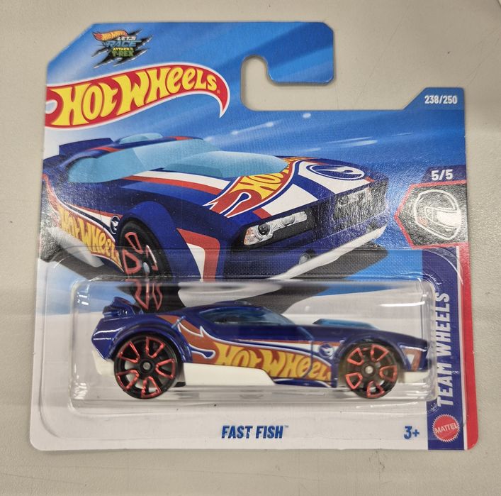 Количка hot wheels fast fish th