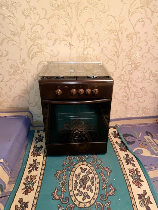 Продам газ плиту рабочая