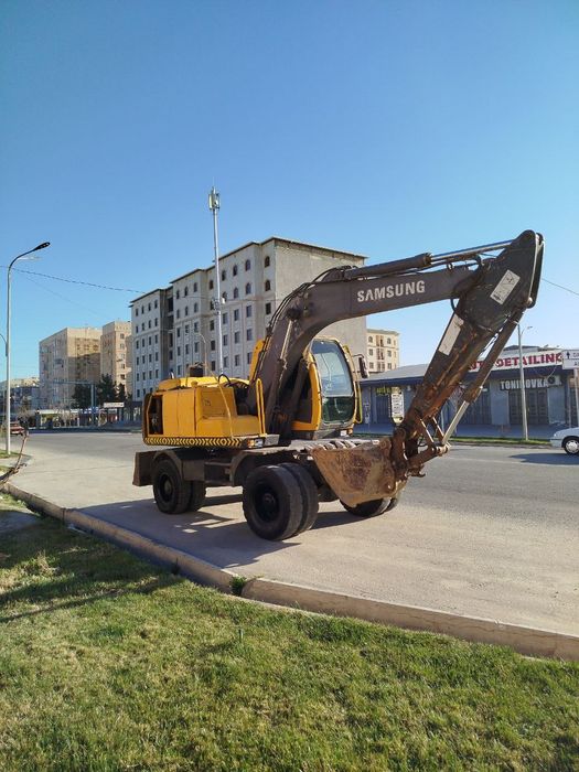 Самсунг экскаватор  2000 год сотилади холати зур