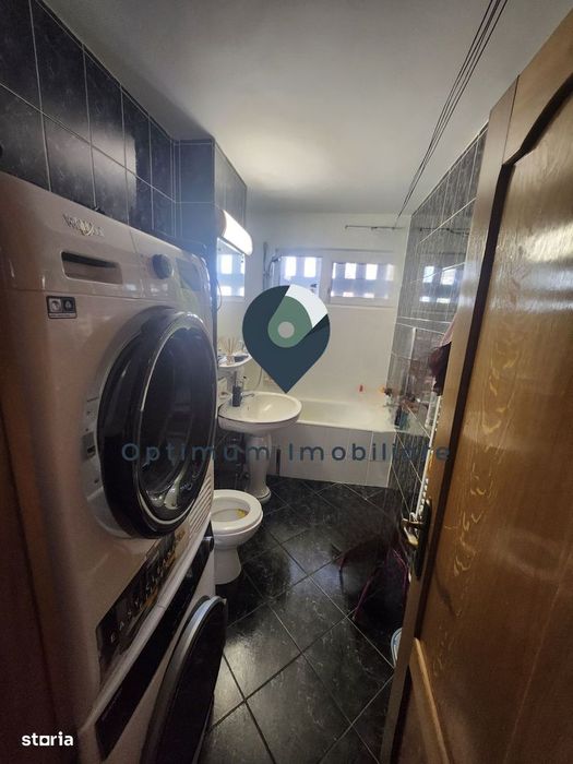 Apartament cu 4 camere in Manastur, etaj 2/4 zona Putna !