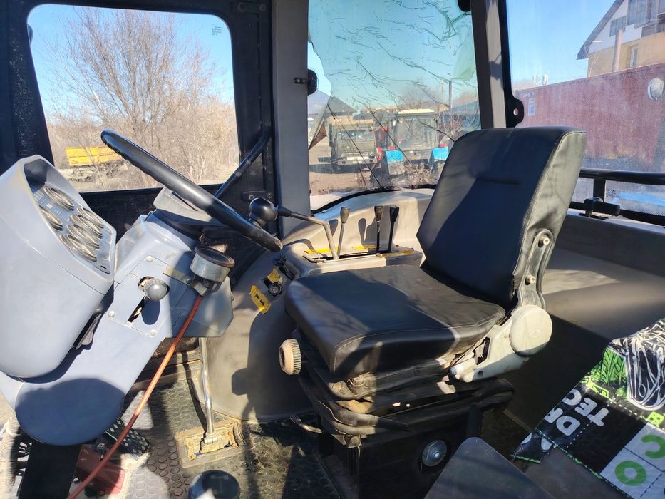 Трактор 2016 года