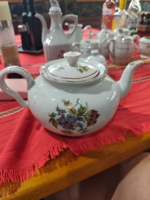 Винтидж порцеланов сервиз
