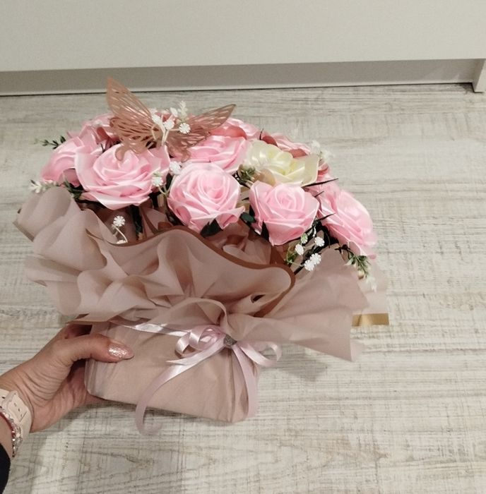 Декорация  цветя