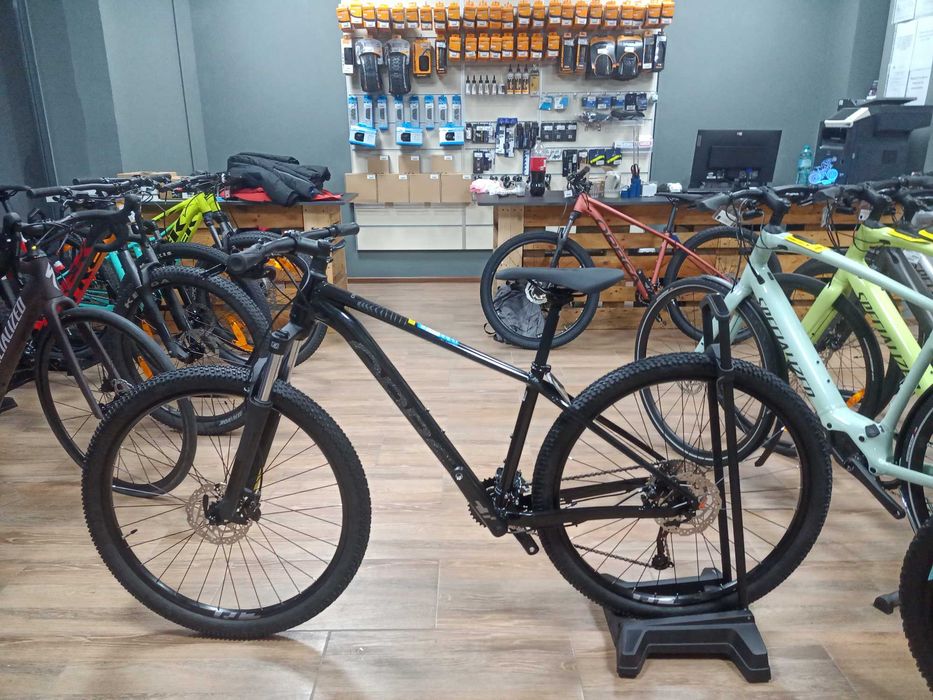 Orbea ONNA 50  Black/Silver XL  in stoc EST BIKE Funky Sports