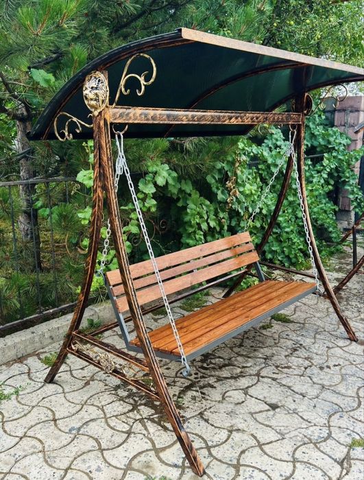 Качели кованые садовые