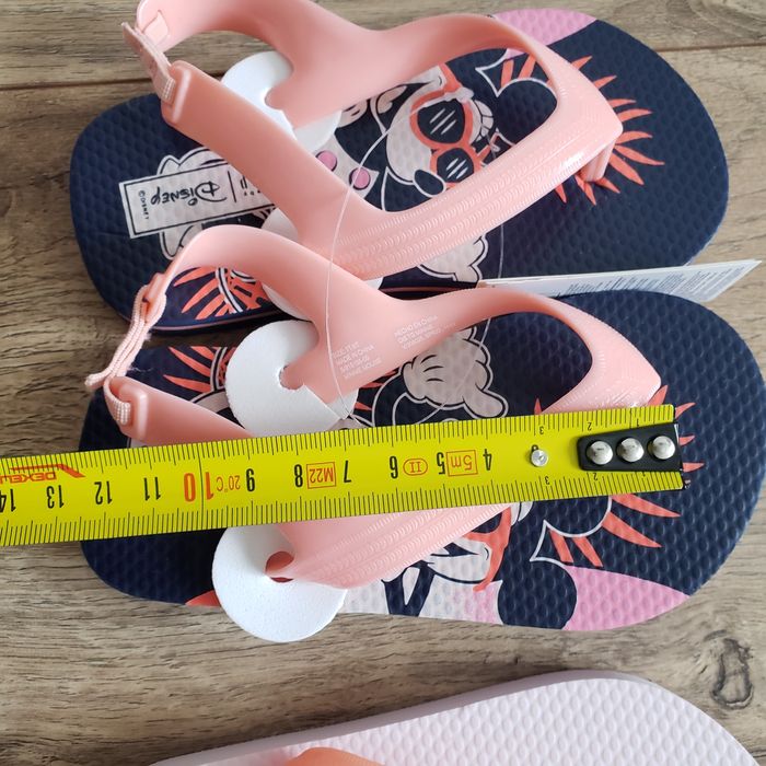 Сандалии пляжные GAP на девочку