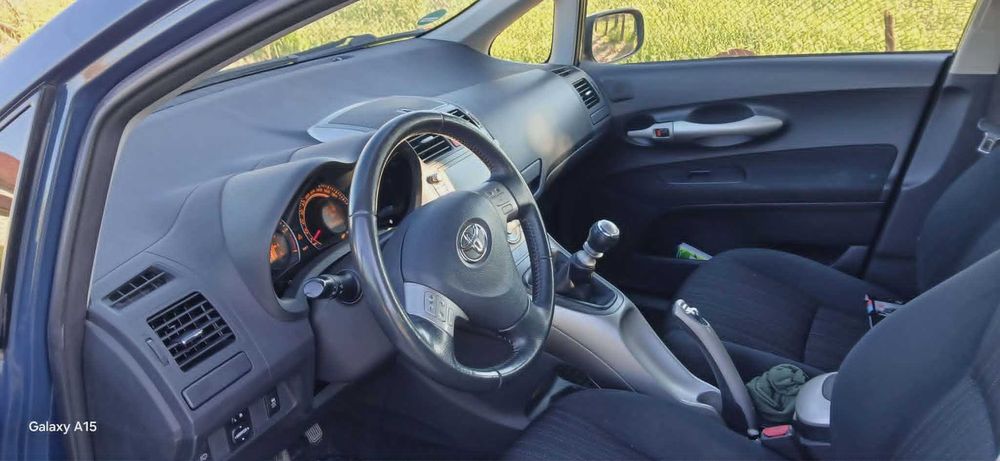 Toyota Auris 4d4