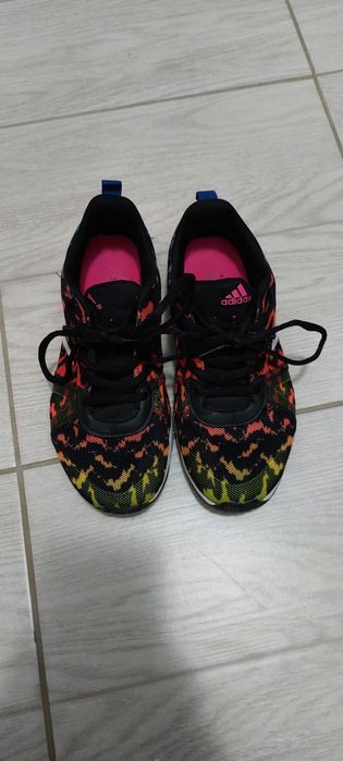 adidași Nike frumoși