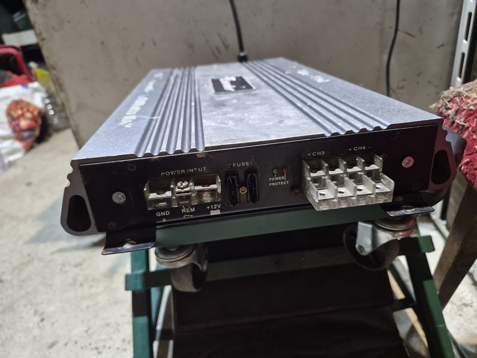 Авто усилвател thunder tca 4110