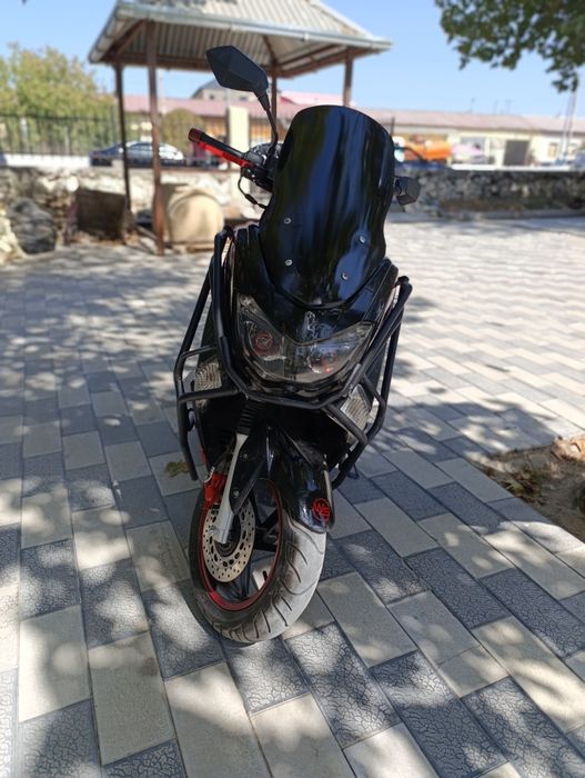 M Max sukuter sotiladi