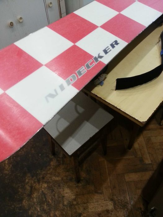 Сноуборд NIDECKER . Комплект с автоматите .