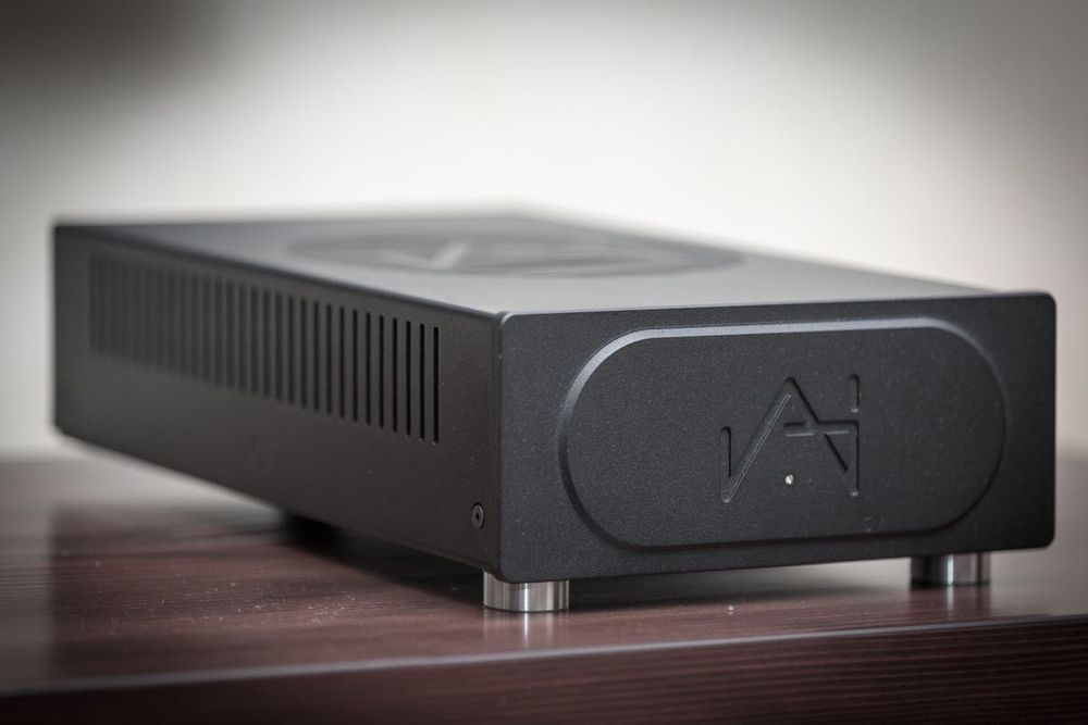 [VÂND] Acoustic Invader – Set High-End Line Preamp + Power Amp (10/10)