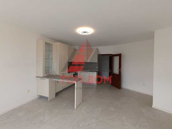 Продава се Тристаен апартамент в Варна, м-т Траката - 100 кв.м за 2280 €/кв.м - Снимка #4