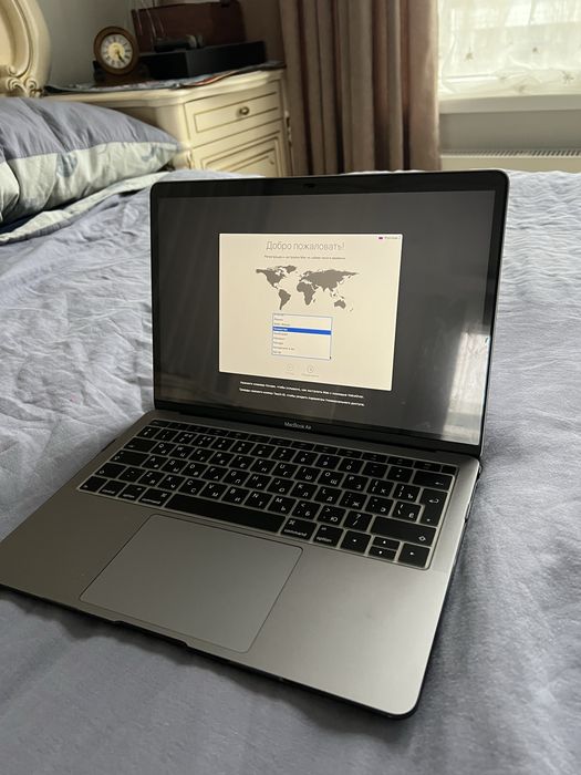 MacBook Air (Retina, 13-inch 2019
