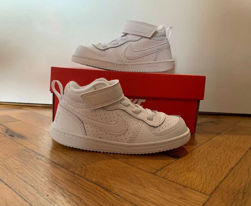 Нови детски кецове. N-22 стелка - 14см.