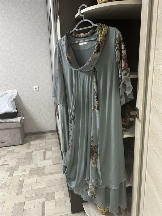 Продам платье интересный фасон
