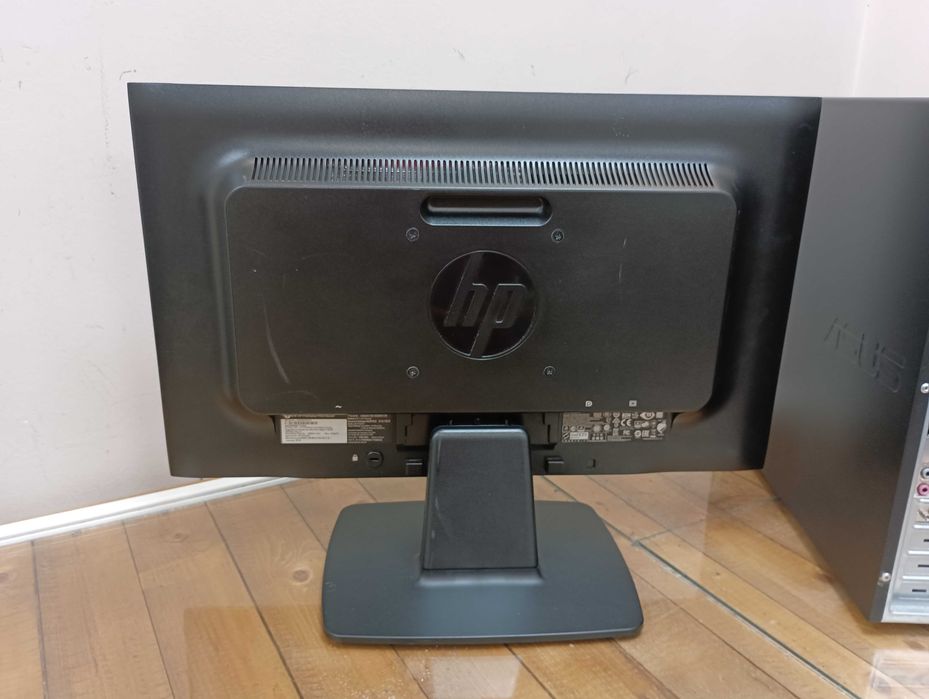 Настолен компютър Asus K31AD - i5 4460