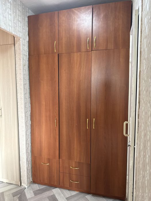 Продам шкаф в отличном состоянии.