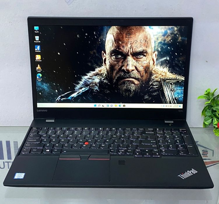 Lenovo Thinkpad T570s i7 opta ore, 16gb RAM, SSD 512gb, ecran 16 FHD