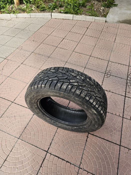 Резина 215/60R16