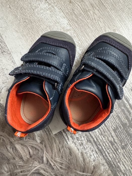 Adidasi Biomecanics 21