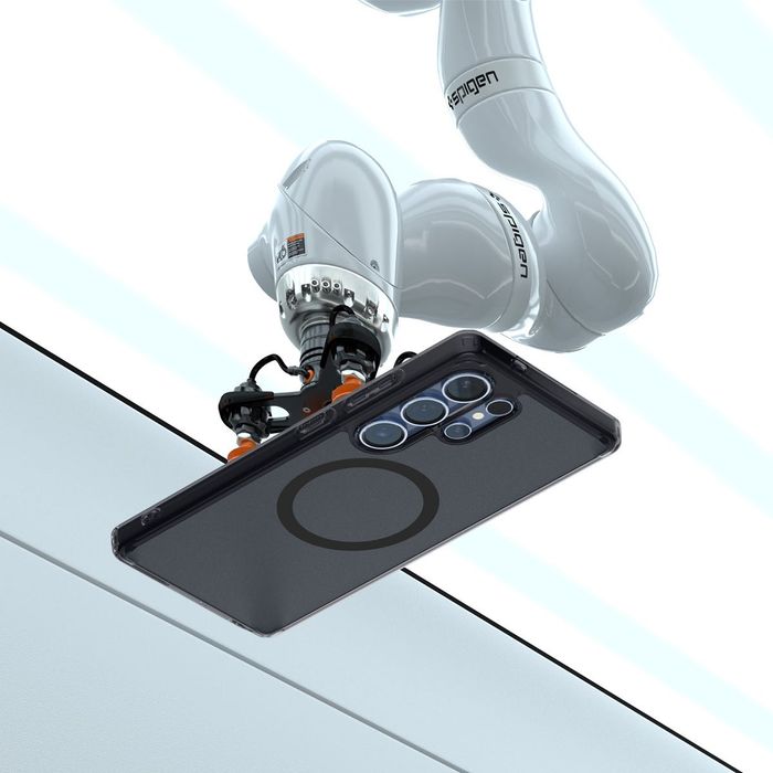 Удароустойчив калъф Spigen Ultra Hybrid MagFit за Galaxy S25 Ultra