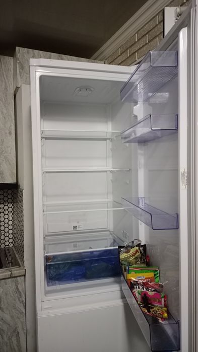 Холодильник beko