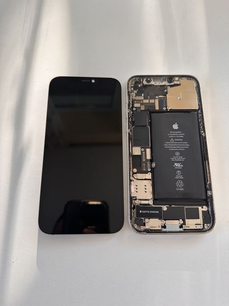 iPhone 12 Pro, Silver iCloud цял или на части