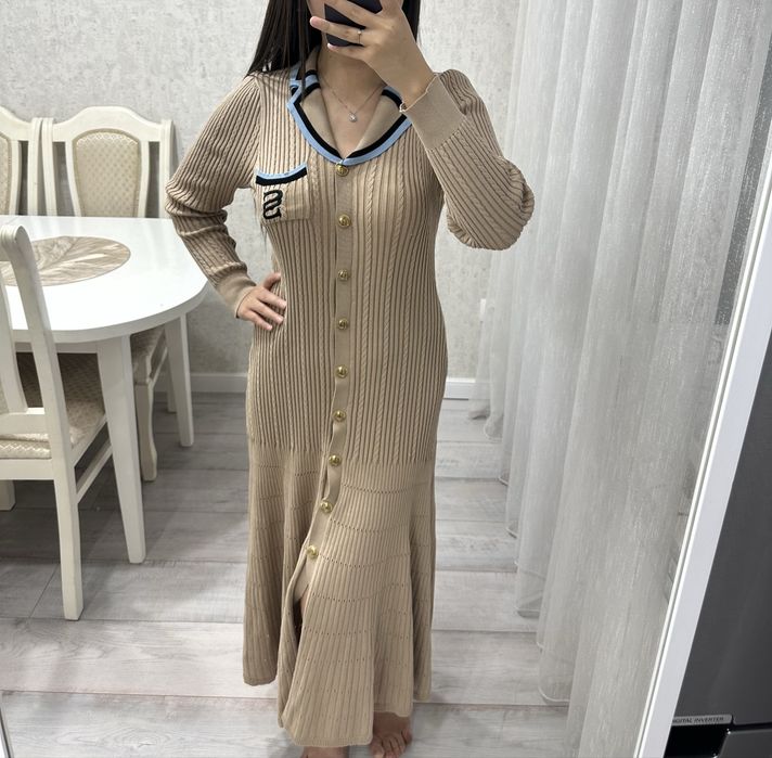 Платье.  Sandro