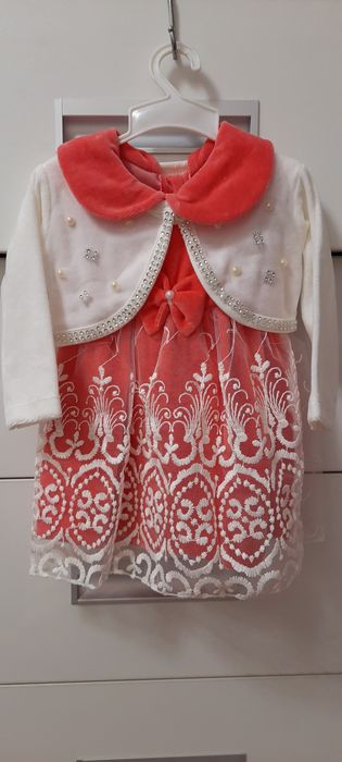 Новое платье от 6-12 мес