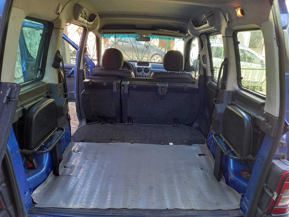 Peugeot Partner 2.0 D 6+1