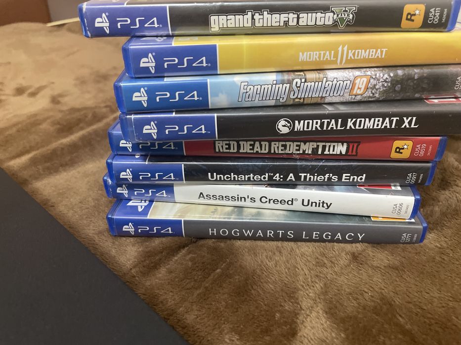 Playstation 4 slim