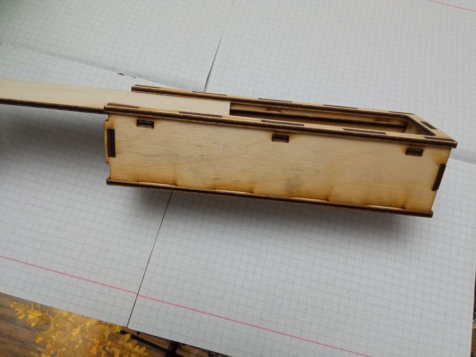 Продам деревянный пенал