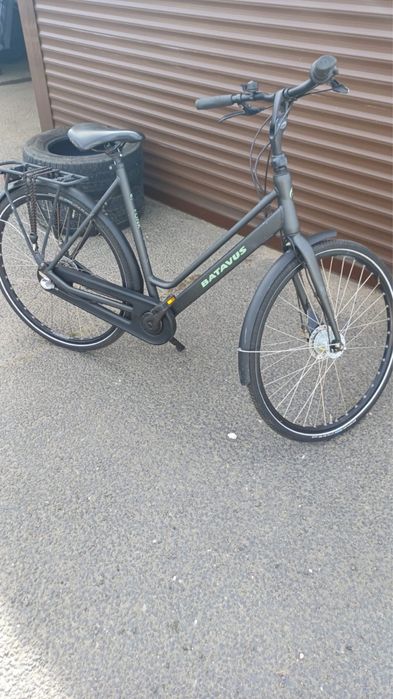 Продавам колелоо