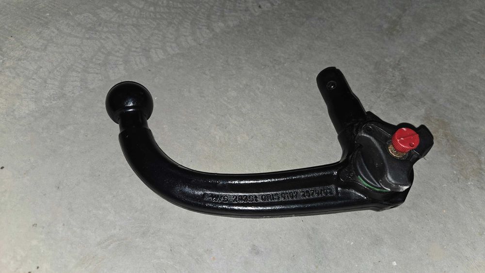 Теглич за Mercedes