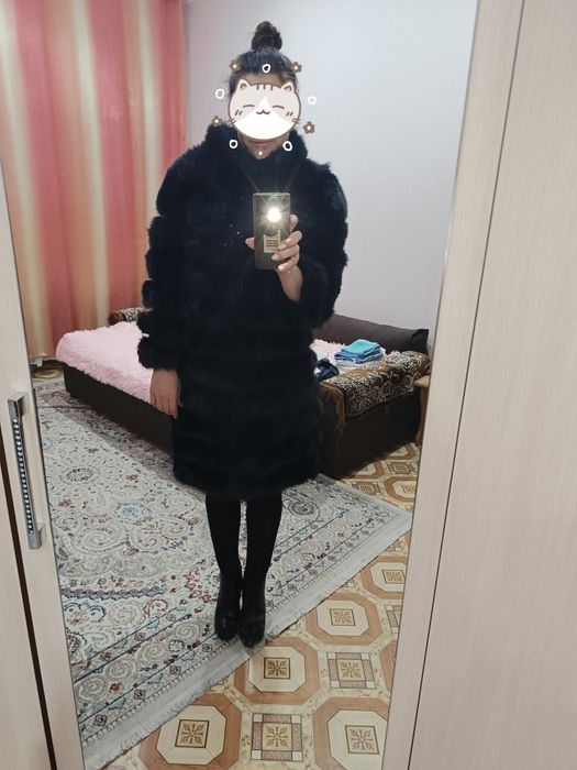 Продам песцовую шубу