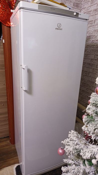 Продам морозилку