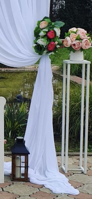 Suport alb si sevalet pt invitati