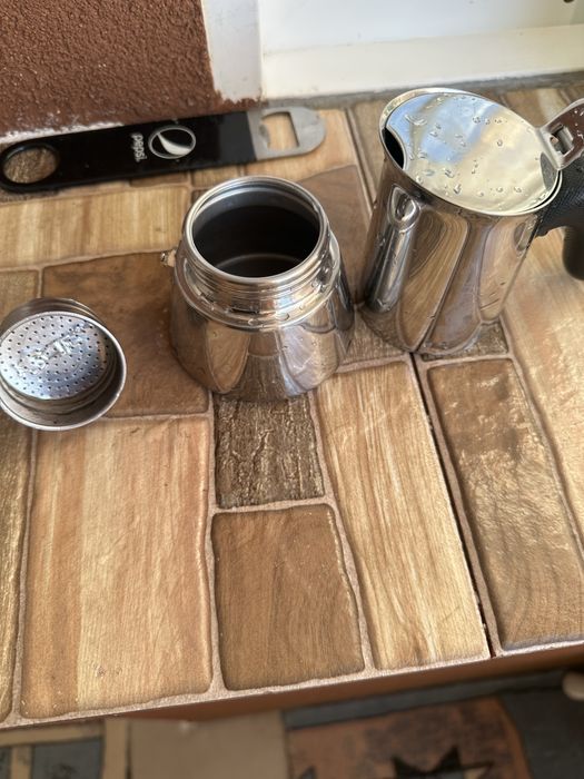 Vând MokaPot Bialetti Venus 2 cupe