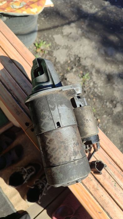 Продам запчасти ниссан