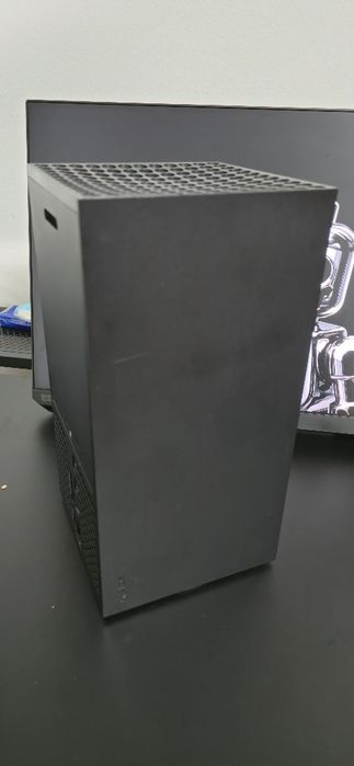 Xbox Series X 1TB + Controller + Cablu HDMI
