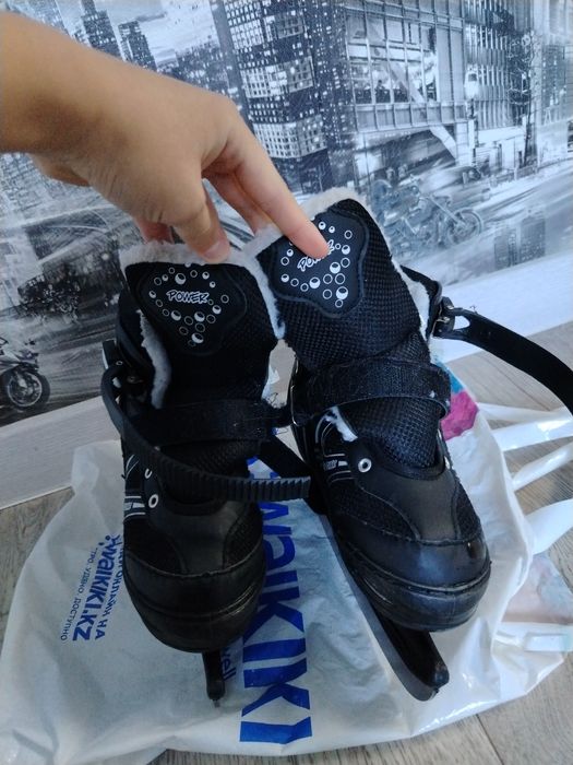 Продам коньки хорошый