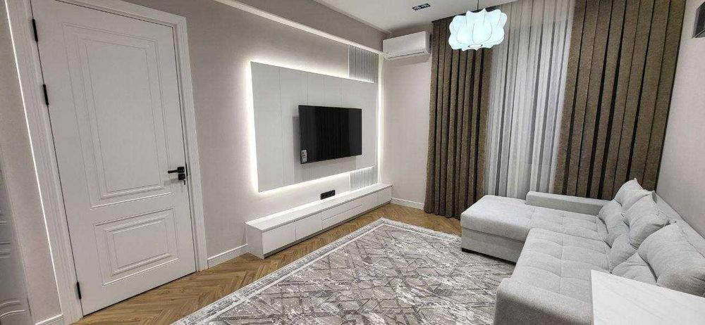 Олмазорда 4 хона 1/9 Под офис ёки Жилой Арендага 120кв.м а*