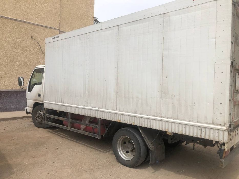 Isuzi 2007 yil zavotiskoy aybi yoq yurgani 250 000